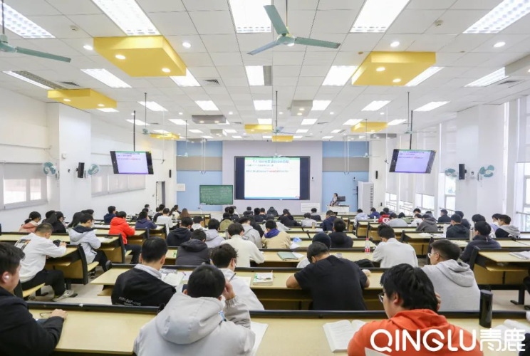 广州大学：不止133间智慧教室！教学智慧督导也已经用起来了！